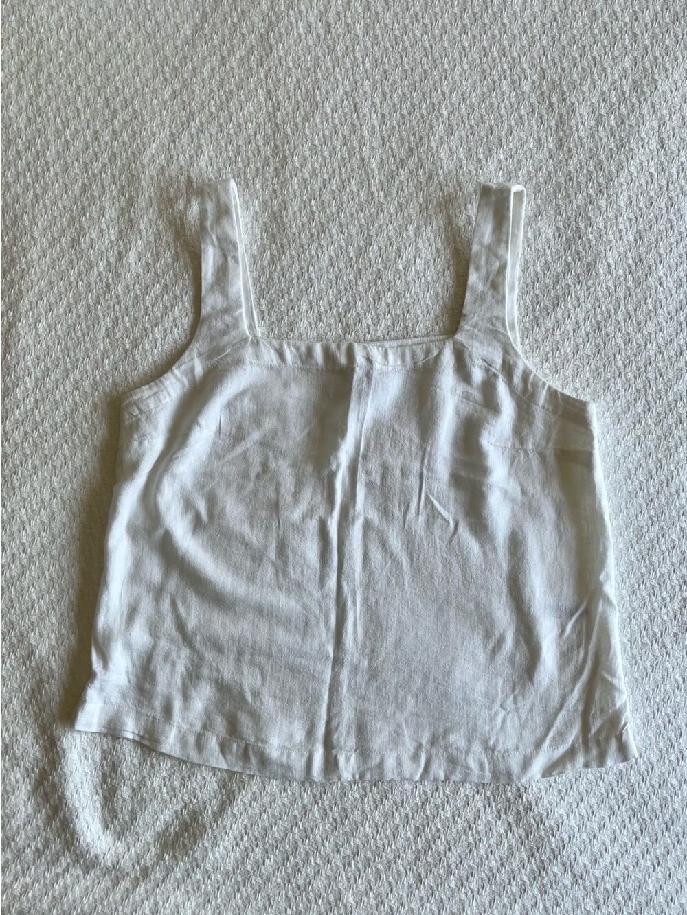 A New Day linen blend tank. Size XS